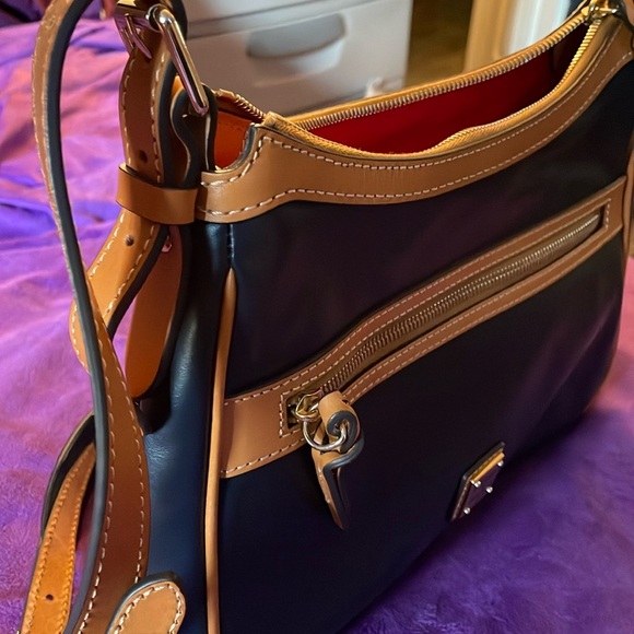 Dooney & Bourke 1975 Crossbody, Leather Navy Blue, Tan Trim, Strap Adjusts - Picture 3 of 4